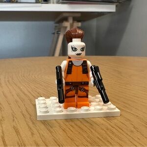 LEGO Star Wars Aurra Sing Minifigure with Dual Blasters